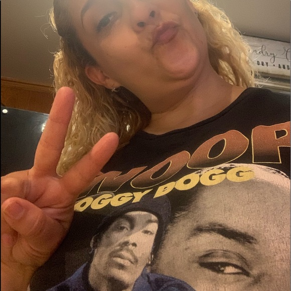 Meet your Posher, Sylvia - Picture 1 of 1